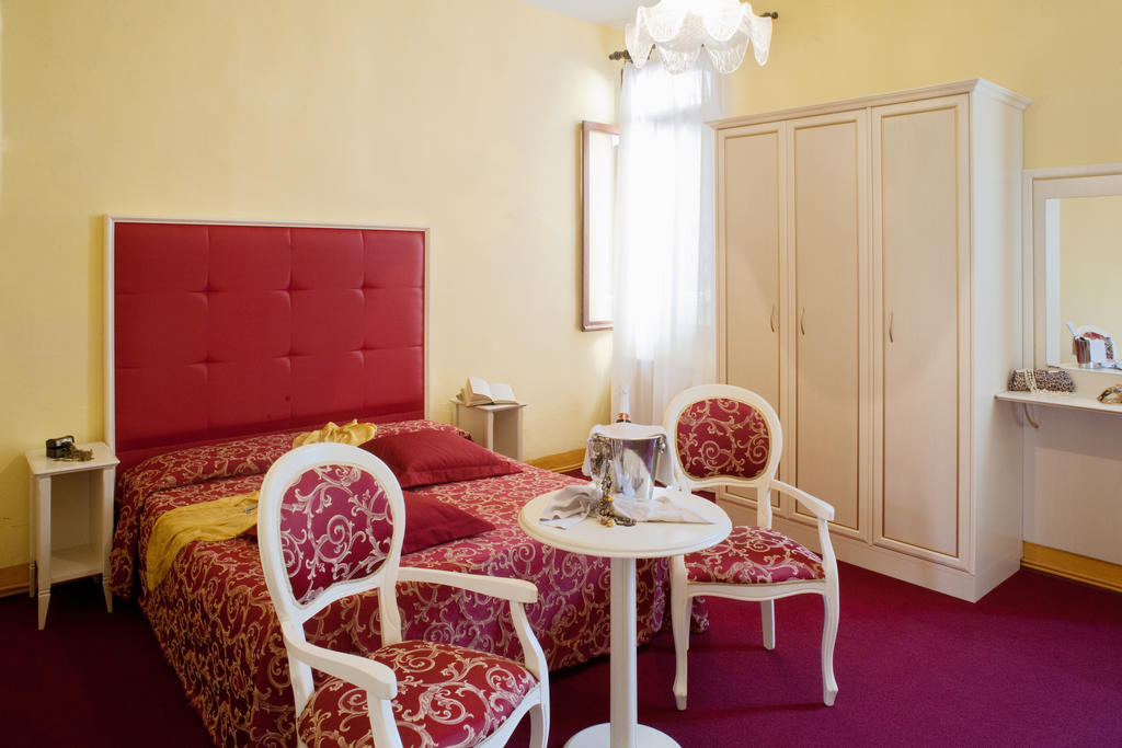 Hotel Sonder Salute Palace Venecia
