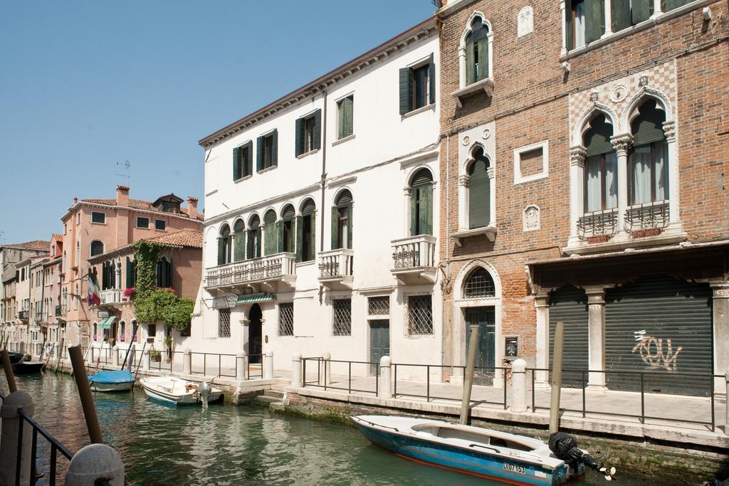 Sonder Salute Palace Venecia