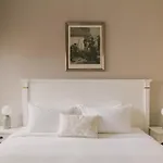 Sonder Salute Palace