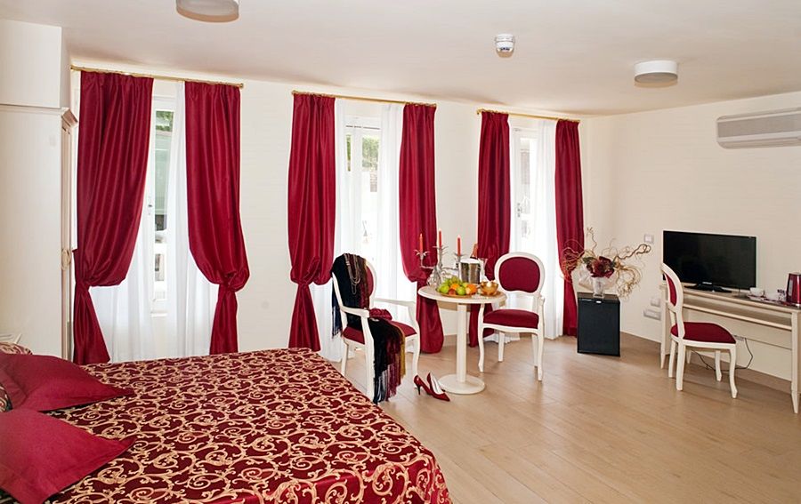 Sonder Salute Palace Hotel Venecia