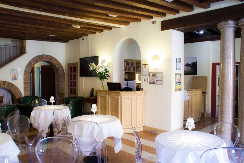 Sonder Salute Palace Venecia